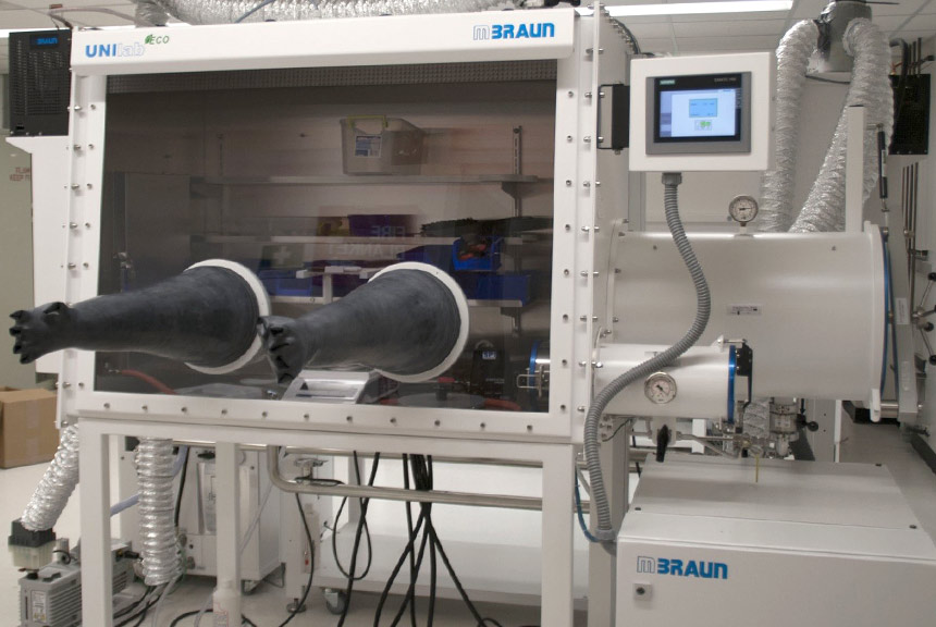 Single station MBraun glovebox with breakthrough for anaerobic electrochemistry.